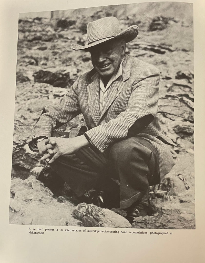 THE HUNTERS OR THE HUNTED? an introduction to african cave taphonomy